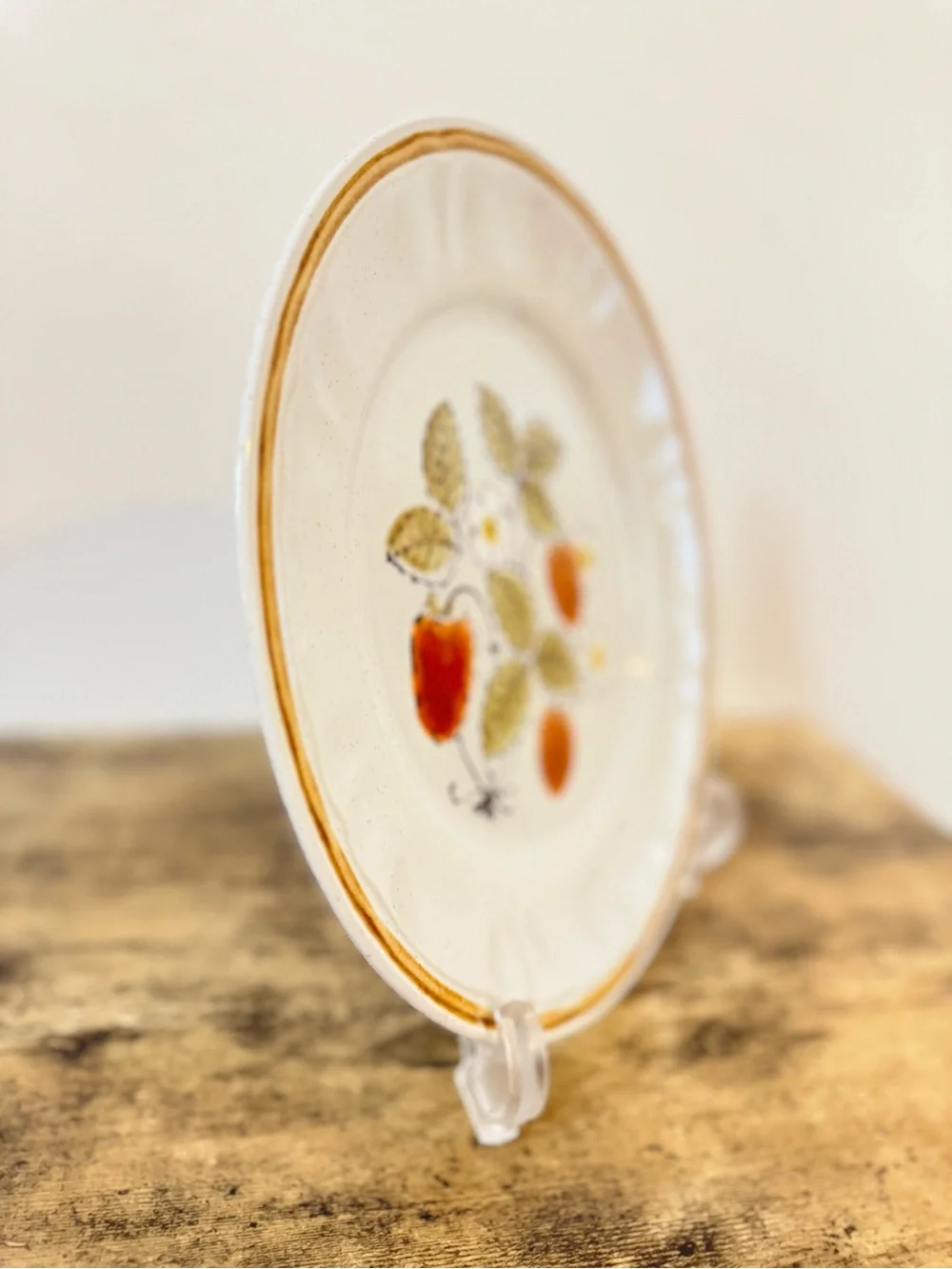 Americana Hearthside “Berries ’n Cream” Handpainted Stoneware | Set of 2